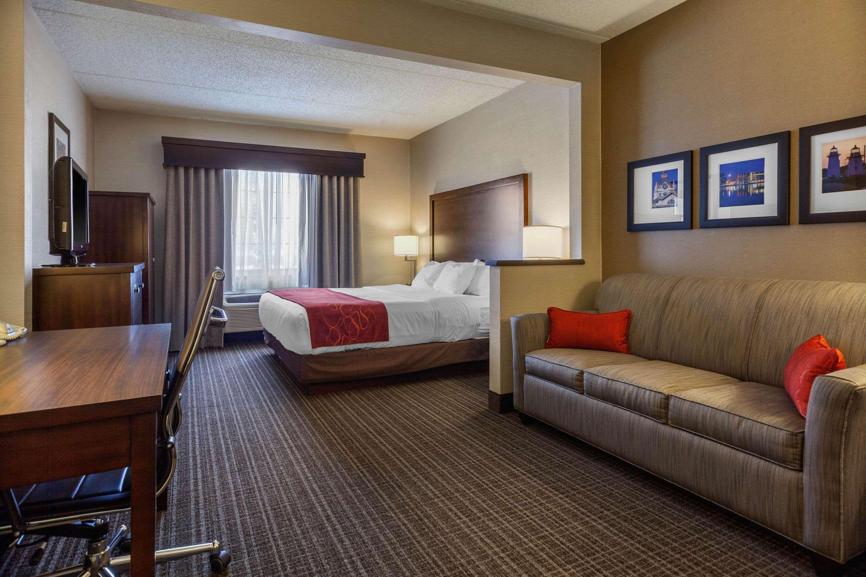 Comfort Suites Green Bay Buitenkant foto